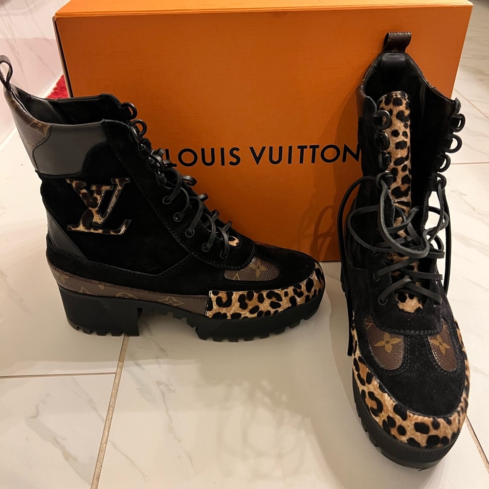 Authentic Louis Vuitton with box and dust bag